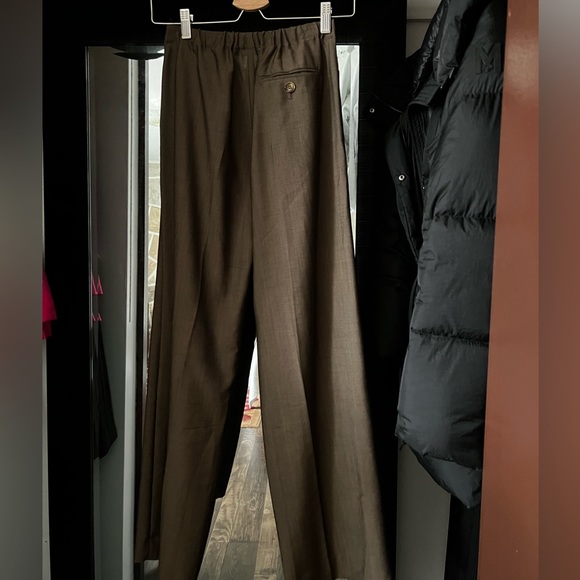 Acne Studios dress pants from the 2022 line in a taupe colour. Size 34 - Picture 6 of 6